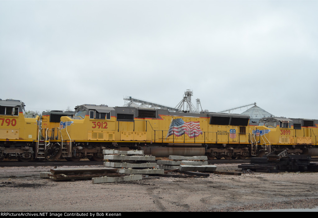 UP 3912
